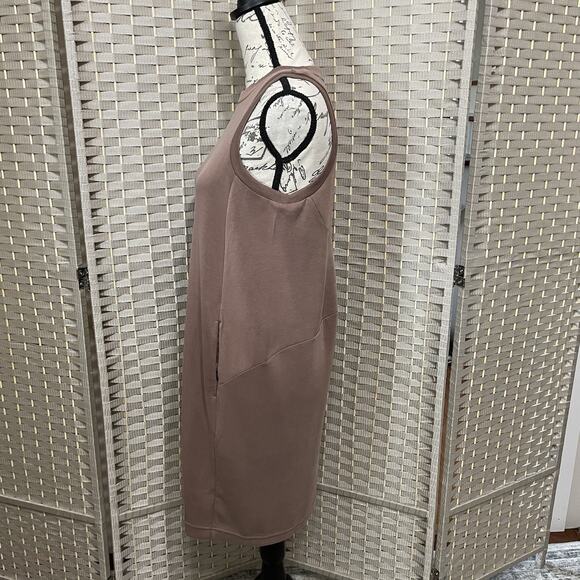 ODODOS Modal Soft Loose Tank Dress Medium Espresso Kangaroo Pocket Casual NEW - Picture 2 of 7